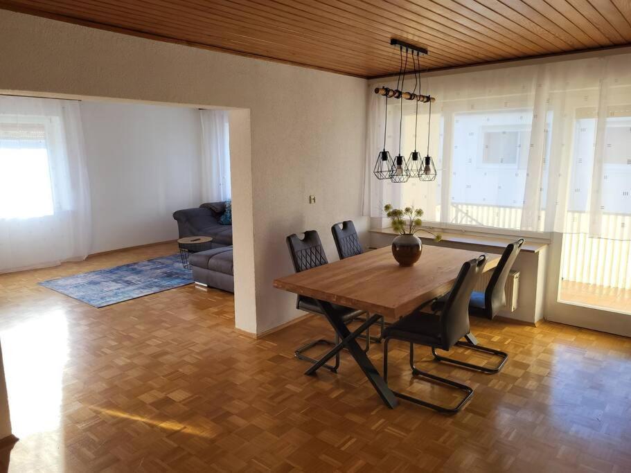 Zentrale, Helle Ferienwohnung Crailsheim Kültér fotó